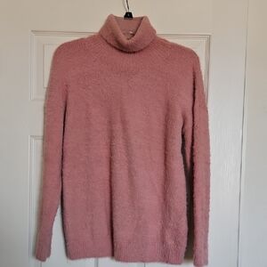 Best Mountain Pink Fuzzy Turtleneck